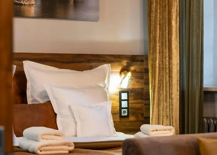 Mariensztat 8 * Warschau