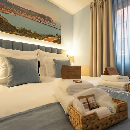 Mariensztat 8 * Varsóvia